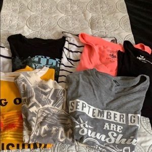 8 T-shirt Bundle